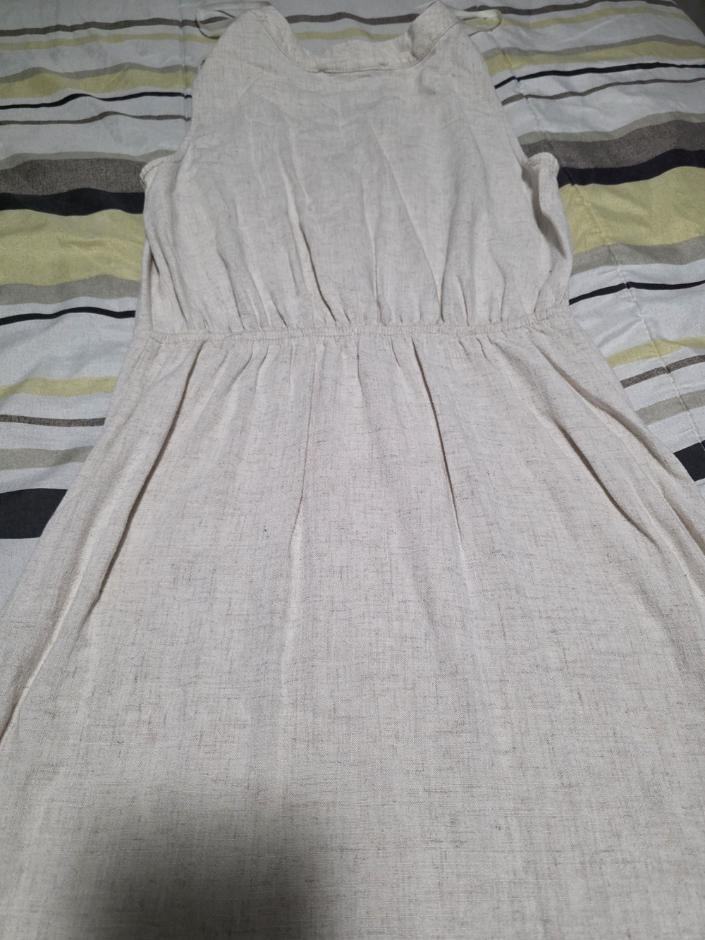 Sleeveless Button-Front Midi Dress in Neutral Cream - Picture 2 of 3